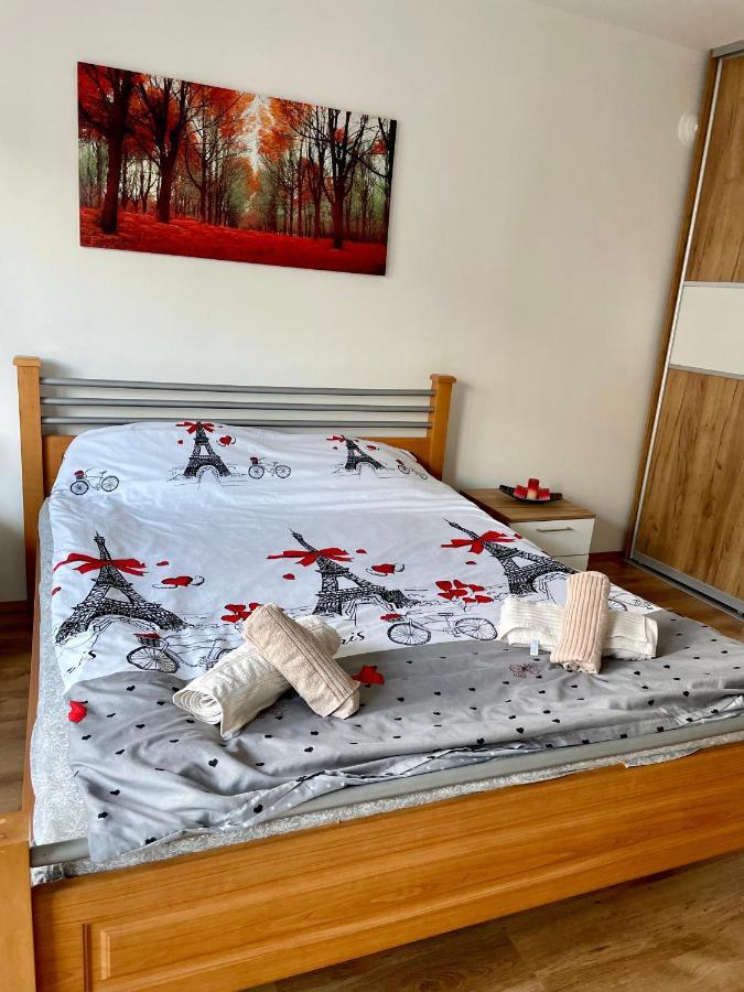 Luxury City Center Apartment Skopje Eksteriør billede