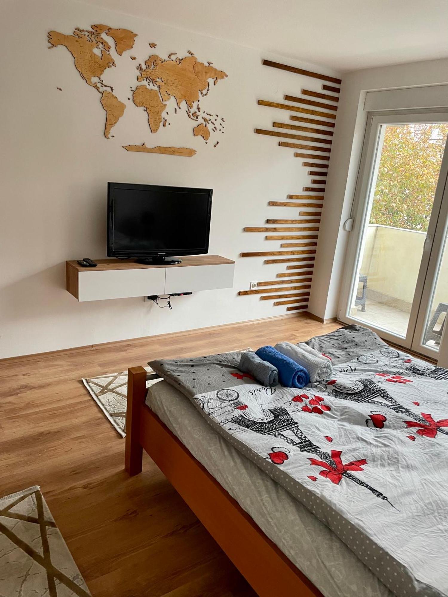 Luxury City Center Apartment Skopje Eksteriør billede